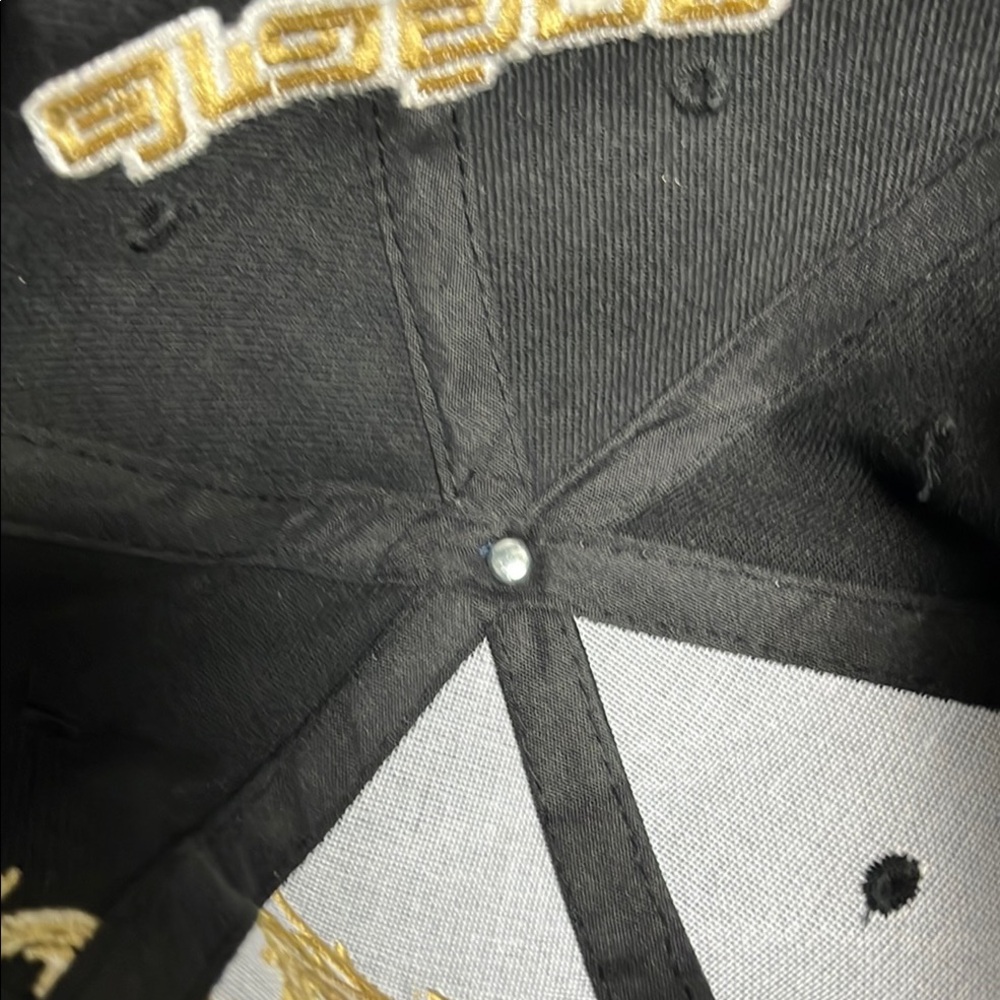 Gold Dragon Embroidery cap - Picture 11 of 13